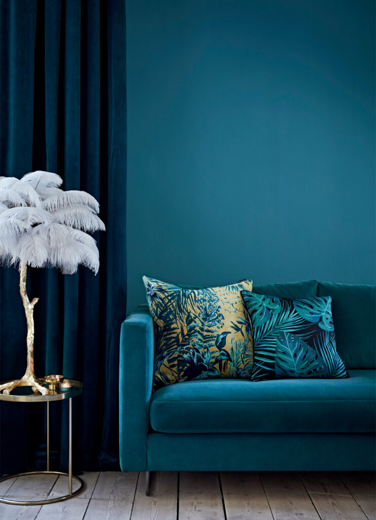 Tendencias de Colores para el Hogar en Sevilla 2026: Más allá de la estética Color teal